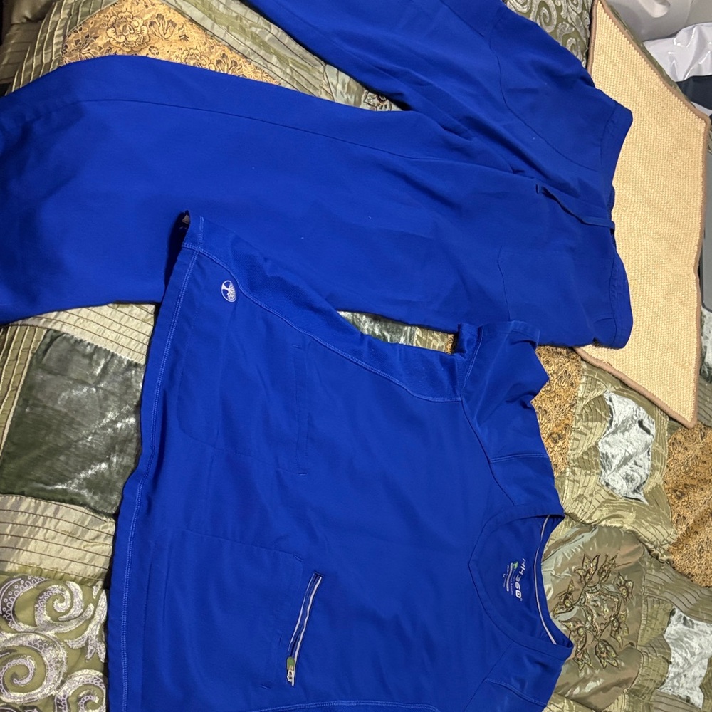 Hh360 by healing hands Royal Blue Medical Scrub Set size medium